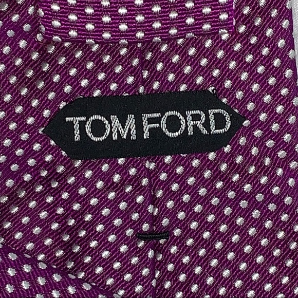 👋🏾SOLD👋🏾TOM FORD purple SILK TWILL necktie with white SWISS DOT embroidery - Picture 4 of 8